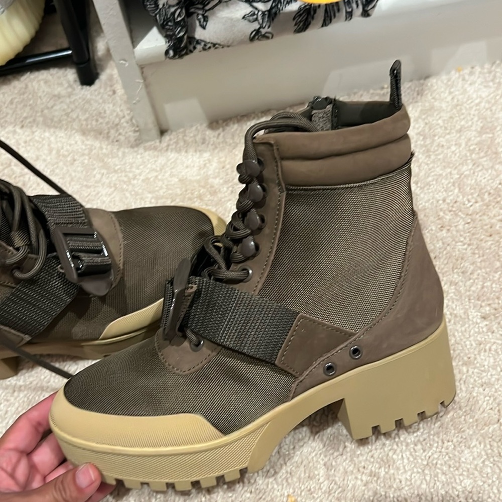Steve Madden boots